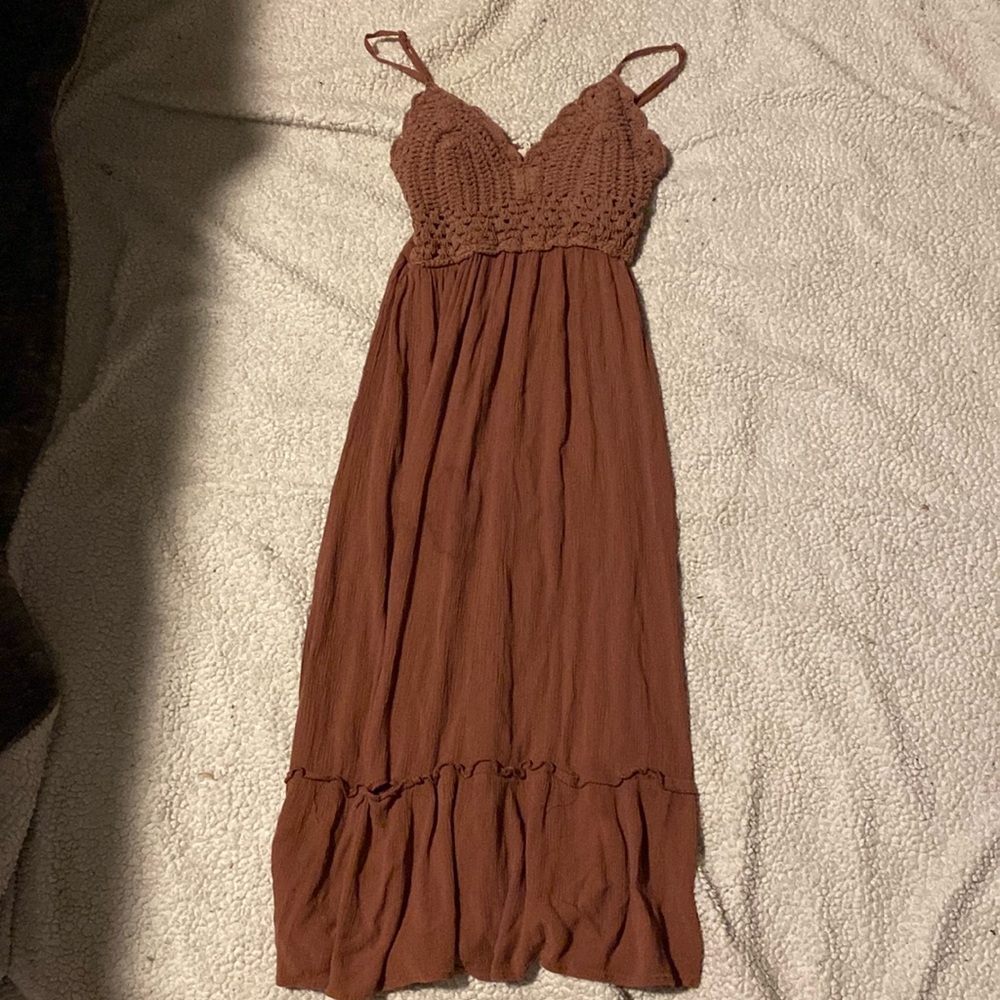 Brown dress